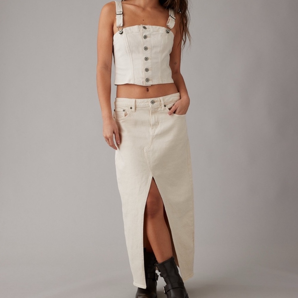 American Eagle Skirt with Front Slit - Picture 5 of 5